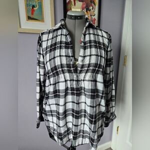 AE Black and White Plaid Shirt